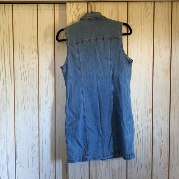 Denim button dress - Picture 4 of 4